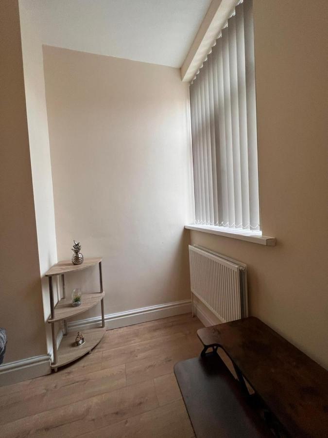 Relax Dotcom Apartment Manchester Bagian luar foto